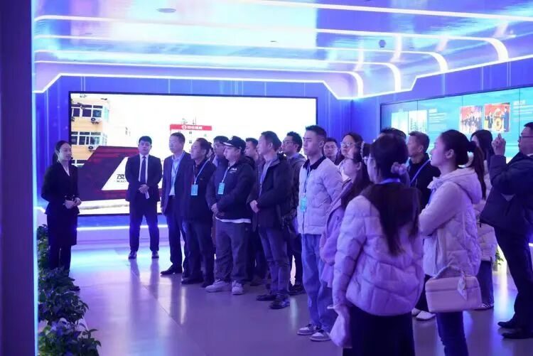 百期盛会,携手龙头!天府邻里创业沙龙第100期圆满举办