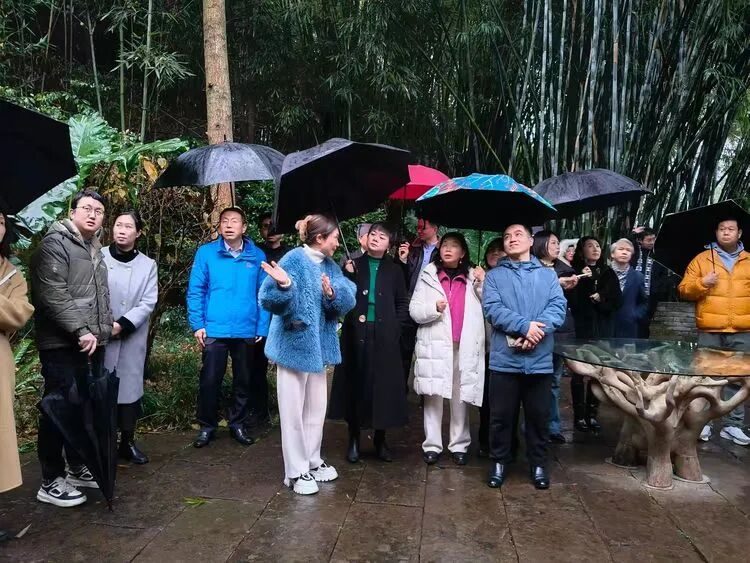 邻里携手迎新春,共创和美新篇章——天府邻里创业促进会2026年迎春联谊活动圆满举行