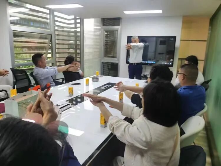 聚焦“甄闪亮”护眼牛奶,共探创业新机遇