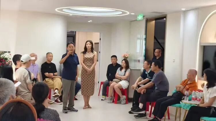 群策群力助跨界新店:天府邻里第125期沙龙40余人共商“美丽事业”