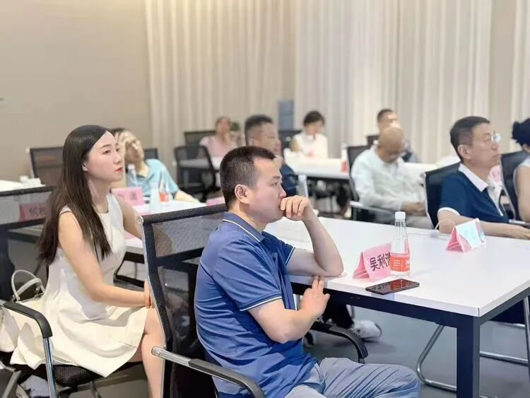 走进全国首创独角兽,共话健康新未来——天府邻里创业沙龙130期圆满举行